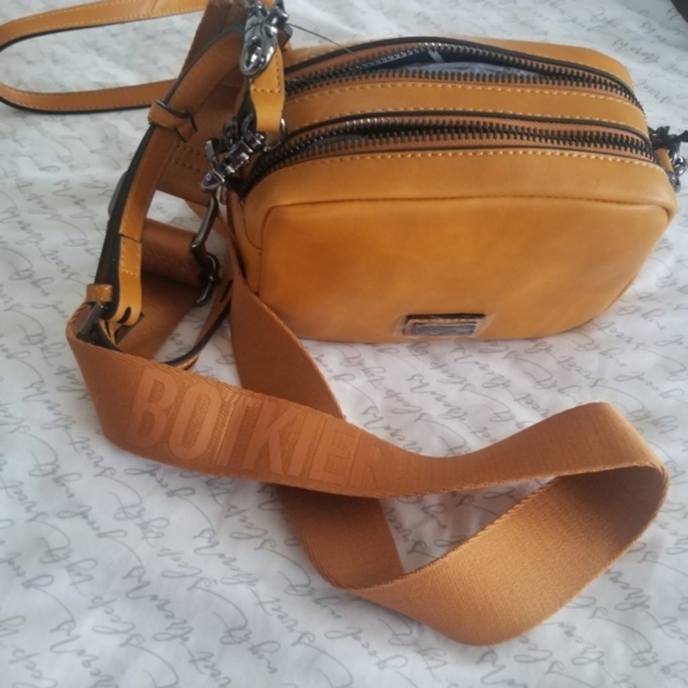 Botkier Bedford Crossbody Leather Purse Yellow-Gold Ret: $198 - Picture 9 of 11